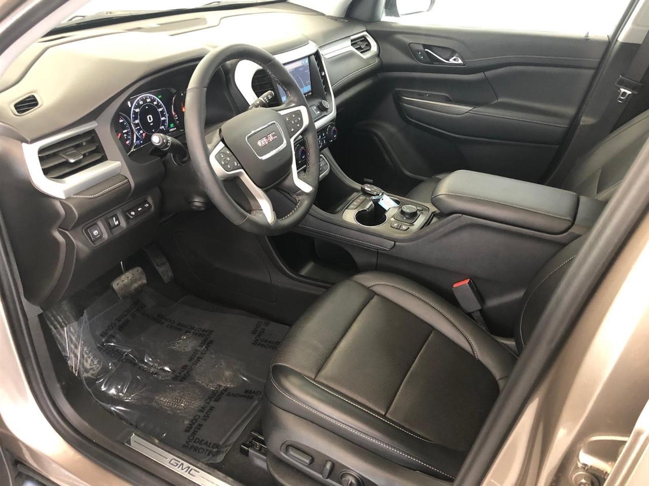 GMC Acadia AWD 4dr SLT 2023