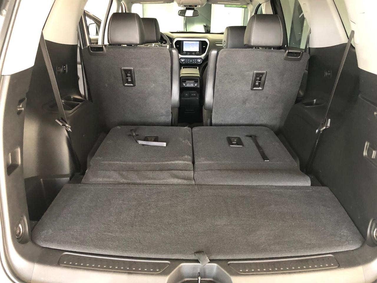 GMC Acadia AWD 4dr SLT 2023