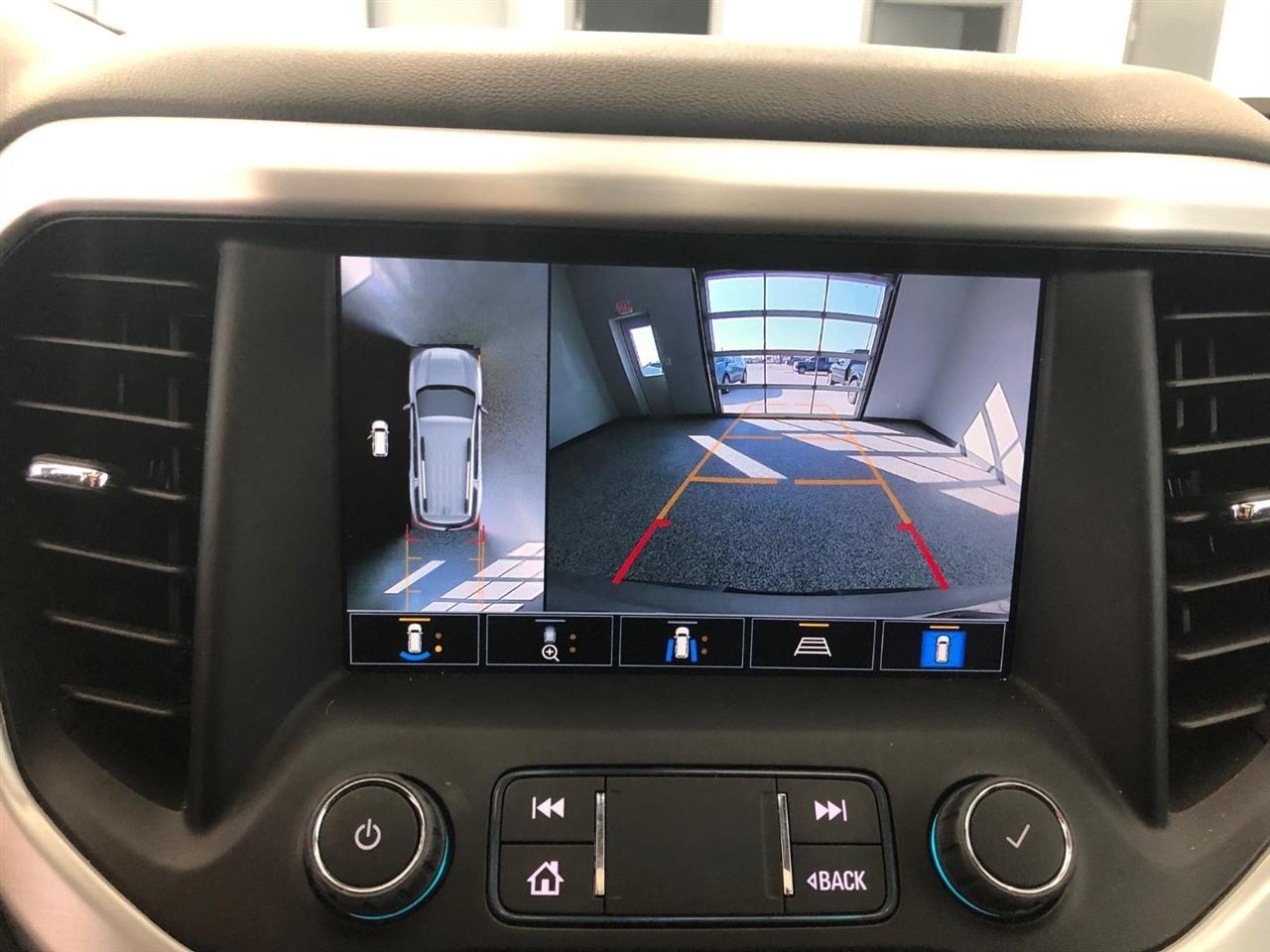 GMC Acadia AWD 4dr SLT 2023