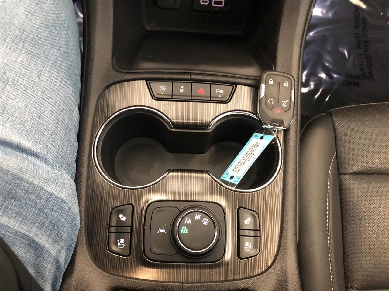 GMC Acadia AWD 4dr SLT 2023