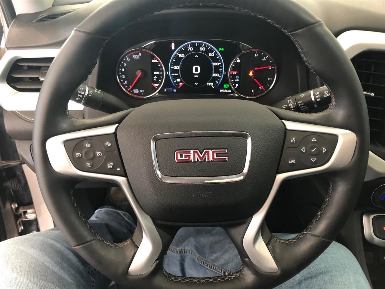 GMC Acadia AWD 4dr SLT 2023