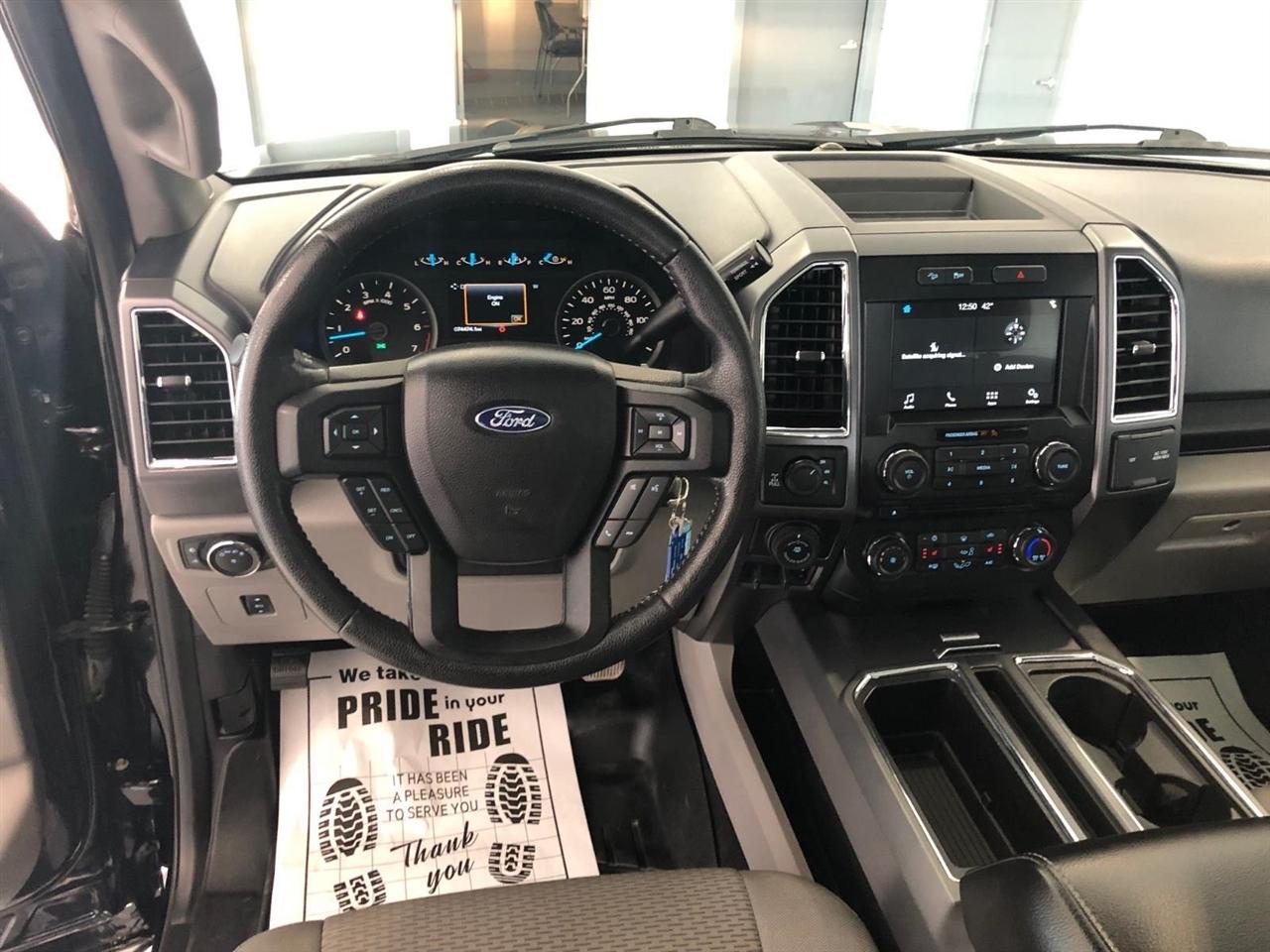 Ford F-150 4WD SuperCrew 145" XLT 2016