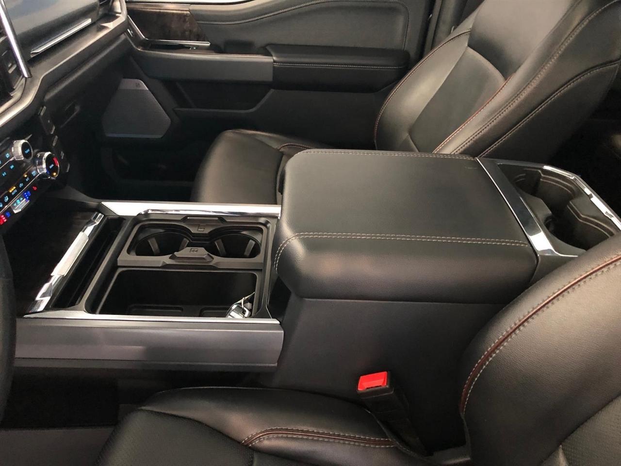 Ford Super Duty F-250 SRW Lariat 4WD Crew Cab 6.75' Box 2024