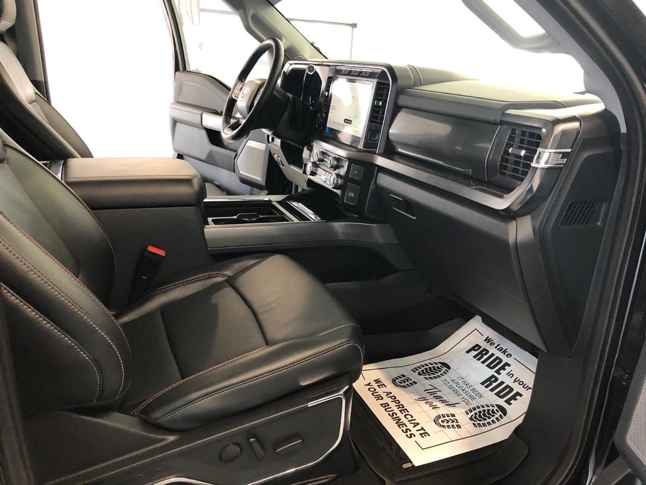 Ford Super Duty F-250 SRW Lariat 4WD Crew Cab 6.75' Box 2024