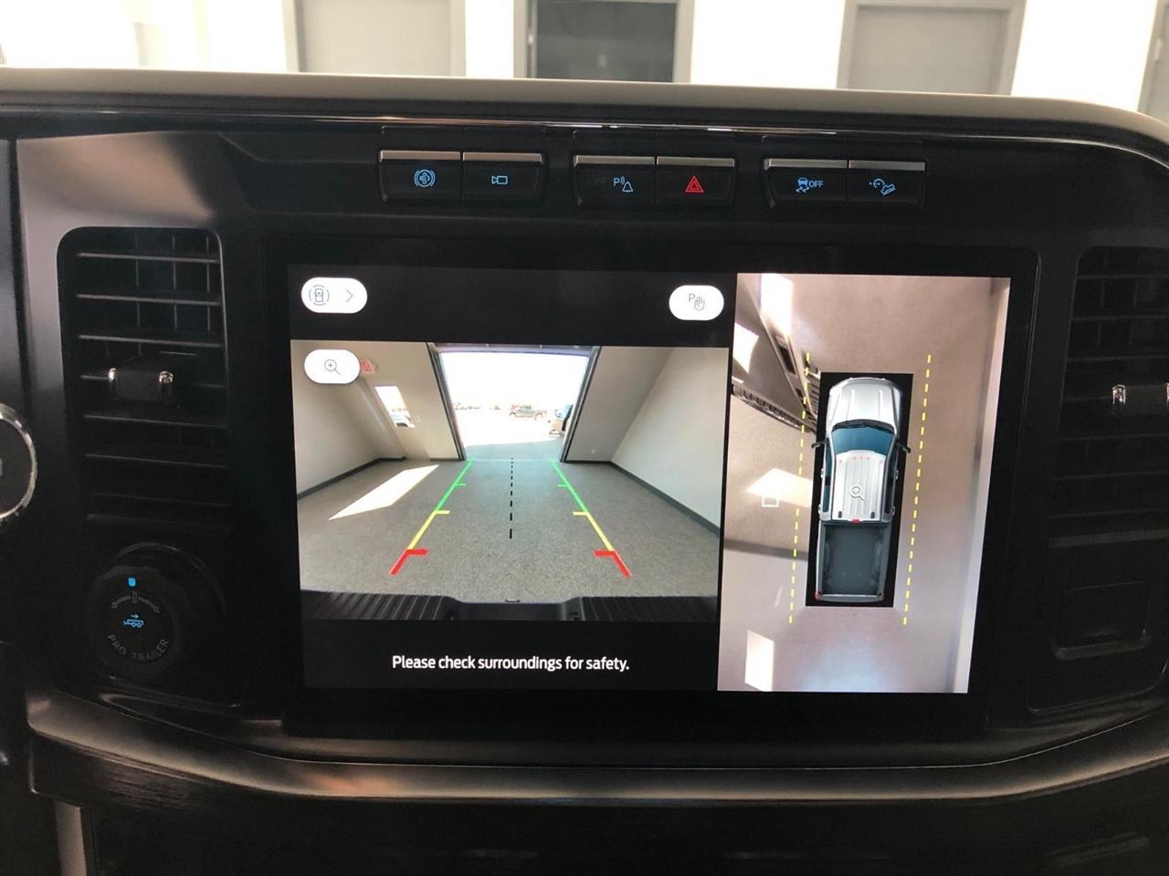 Ford Super Duty F-250 SRW Lariat 4WD Crew Cab 6.75' Box 2024