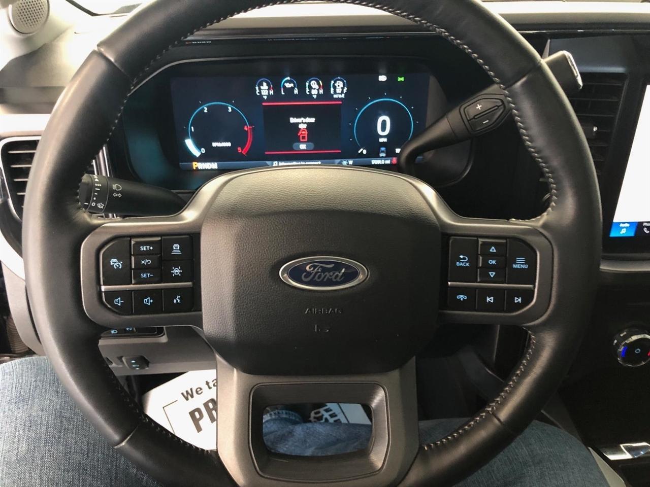 Ford Super Duty F-250 SRW Lariat 4WD Crew Cab 6.75' Box 2024