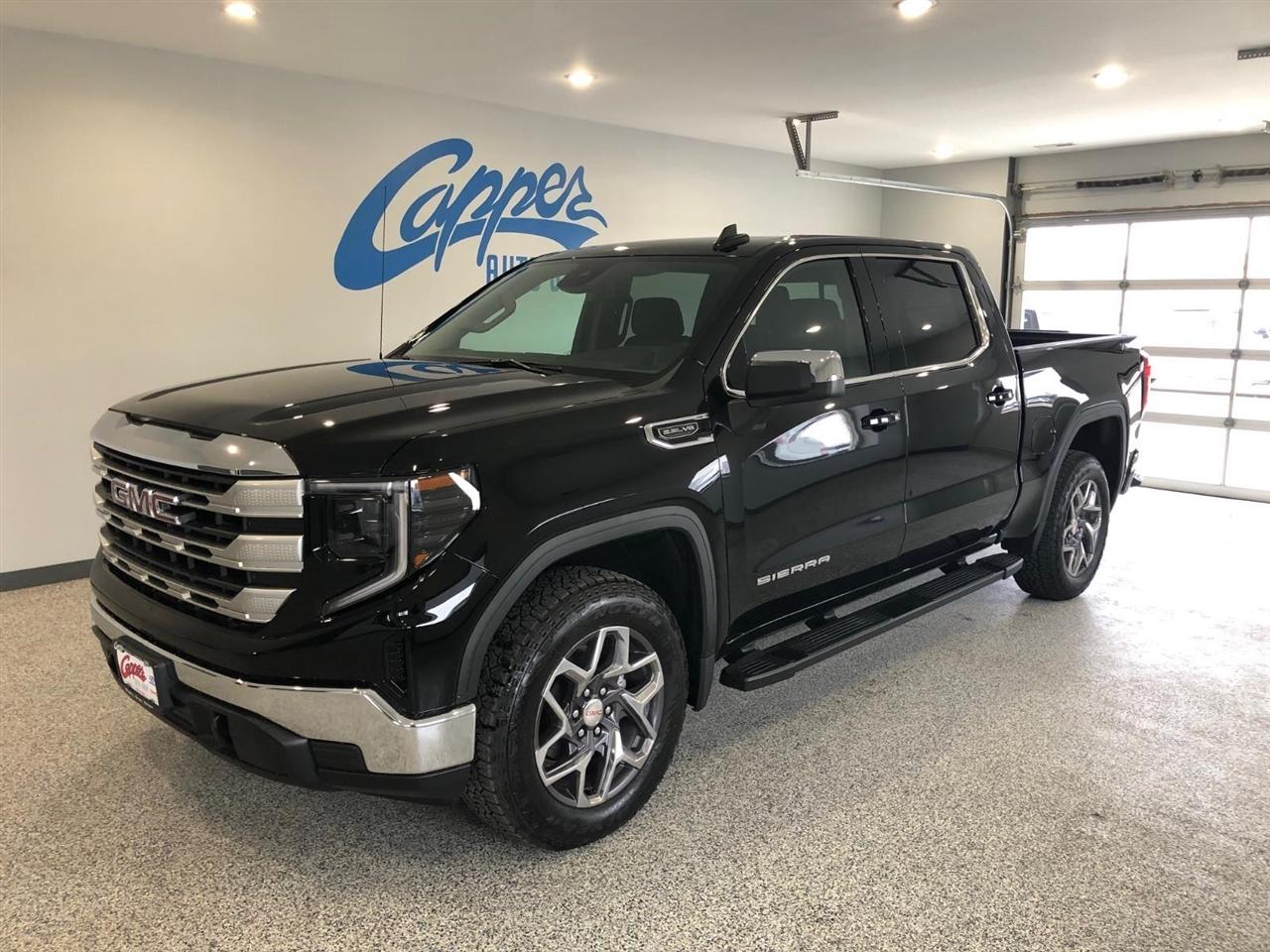 GMC Sierra 1500 4WD Crew Cab 147" SLE 2026