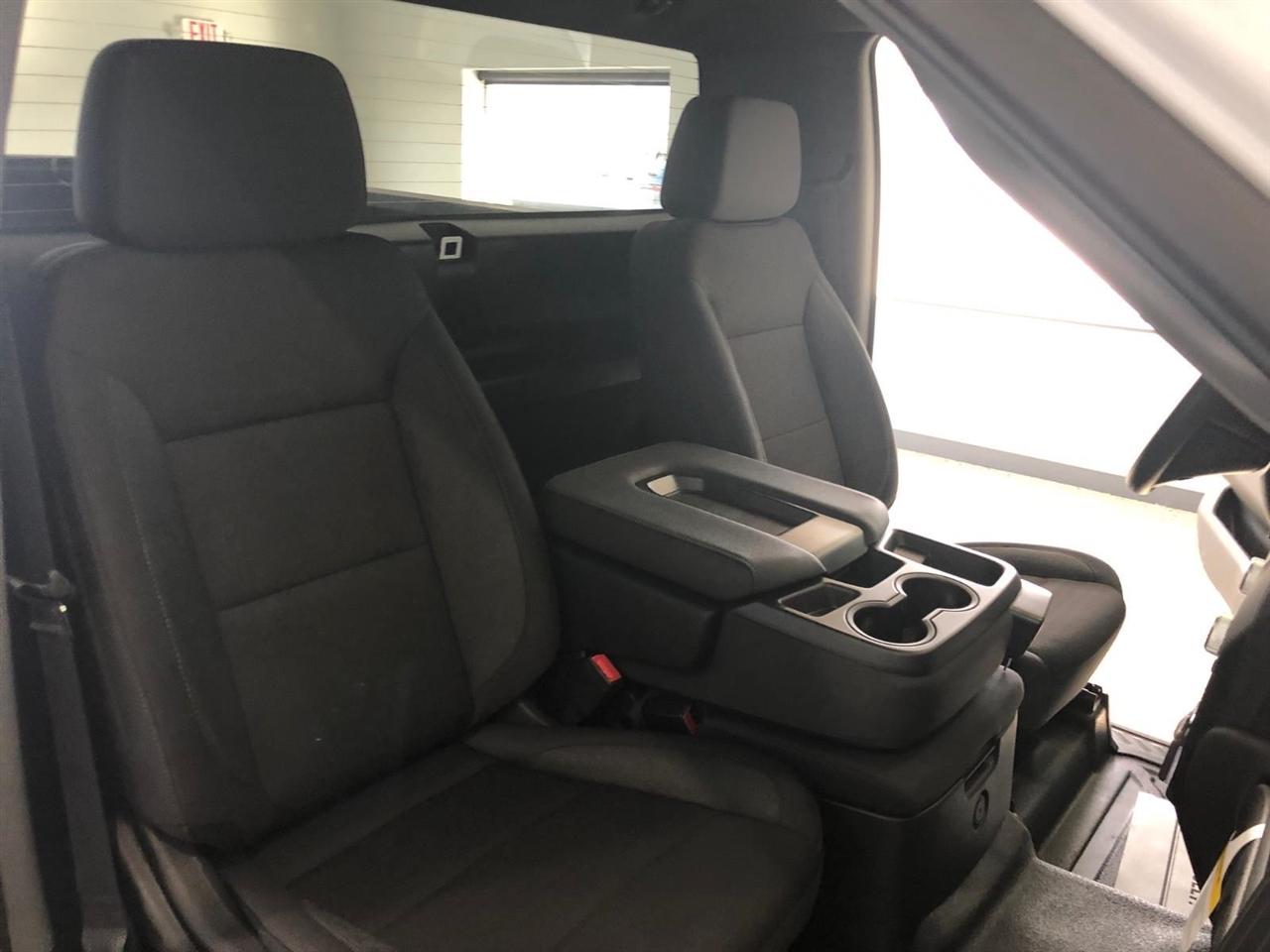 GMC Sierra 1500 4WD Reg Cab 140" Pro 2026