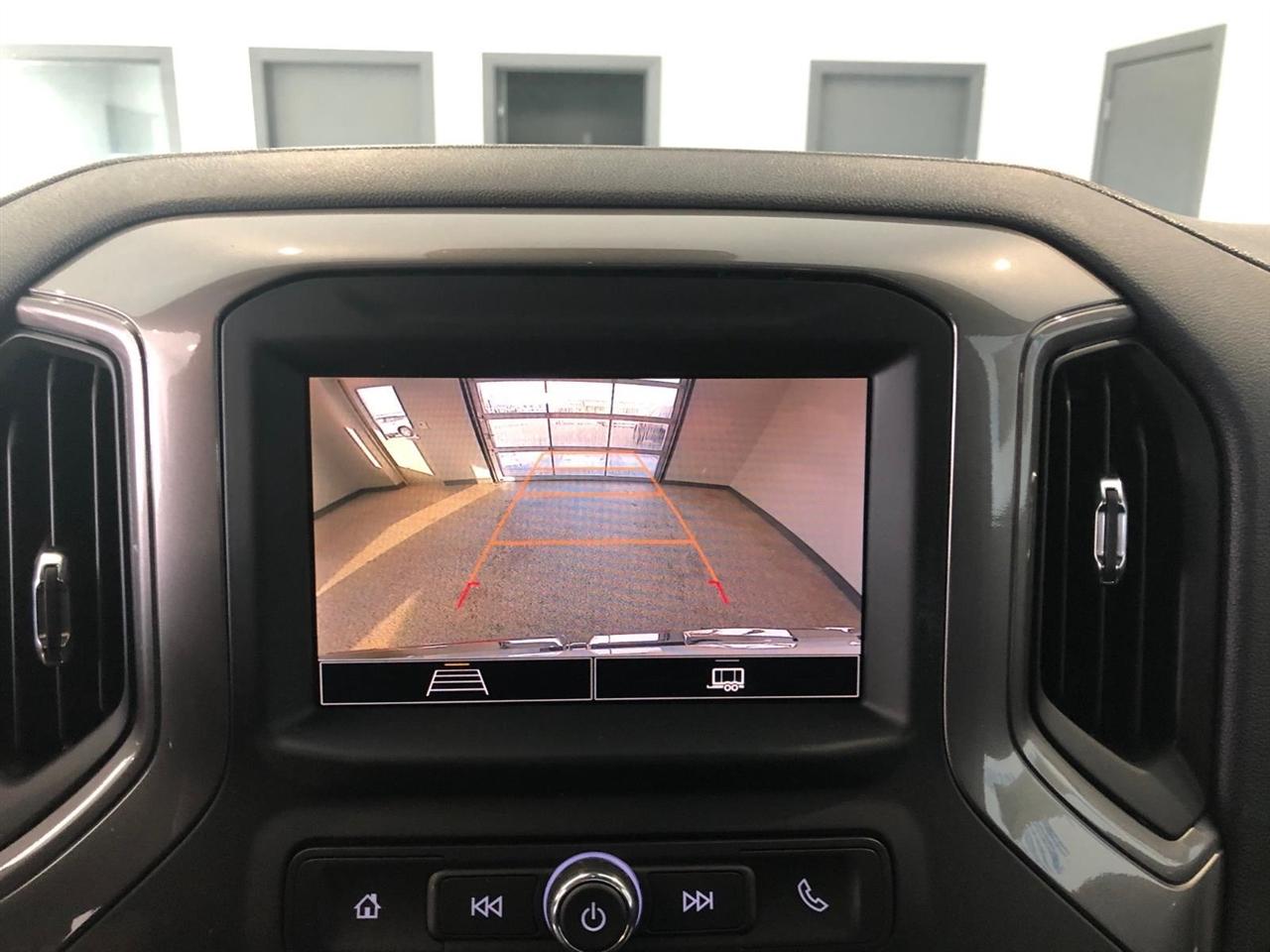 GMC Sierra 1500 4WD Reg Cab 140" Pro 2026