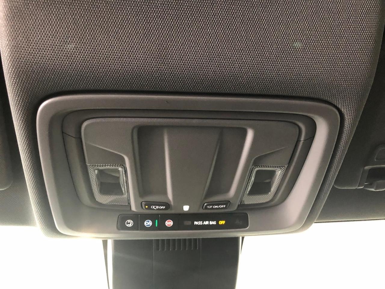 GMC Sierra 1500 4WD Reg Cab 140" Pro 2026