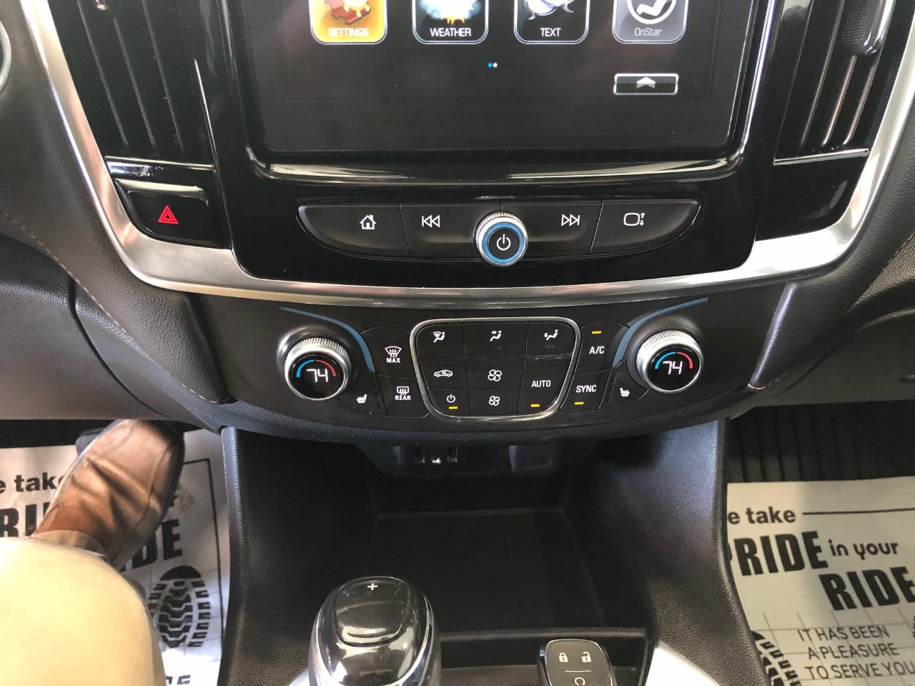 Chevrolet Traverse AWD 4dr LT Leather w/3LT 2018
