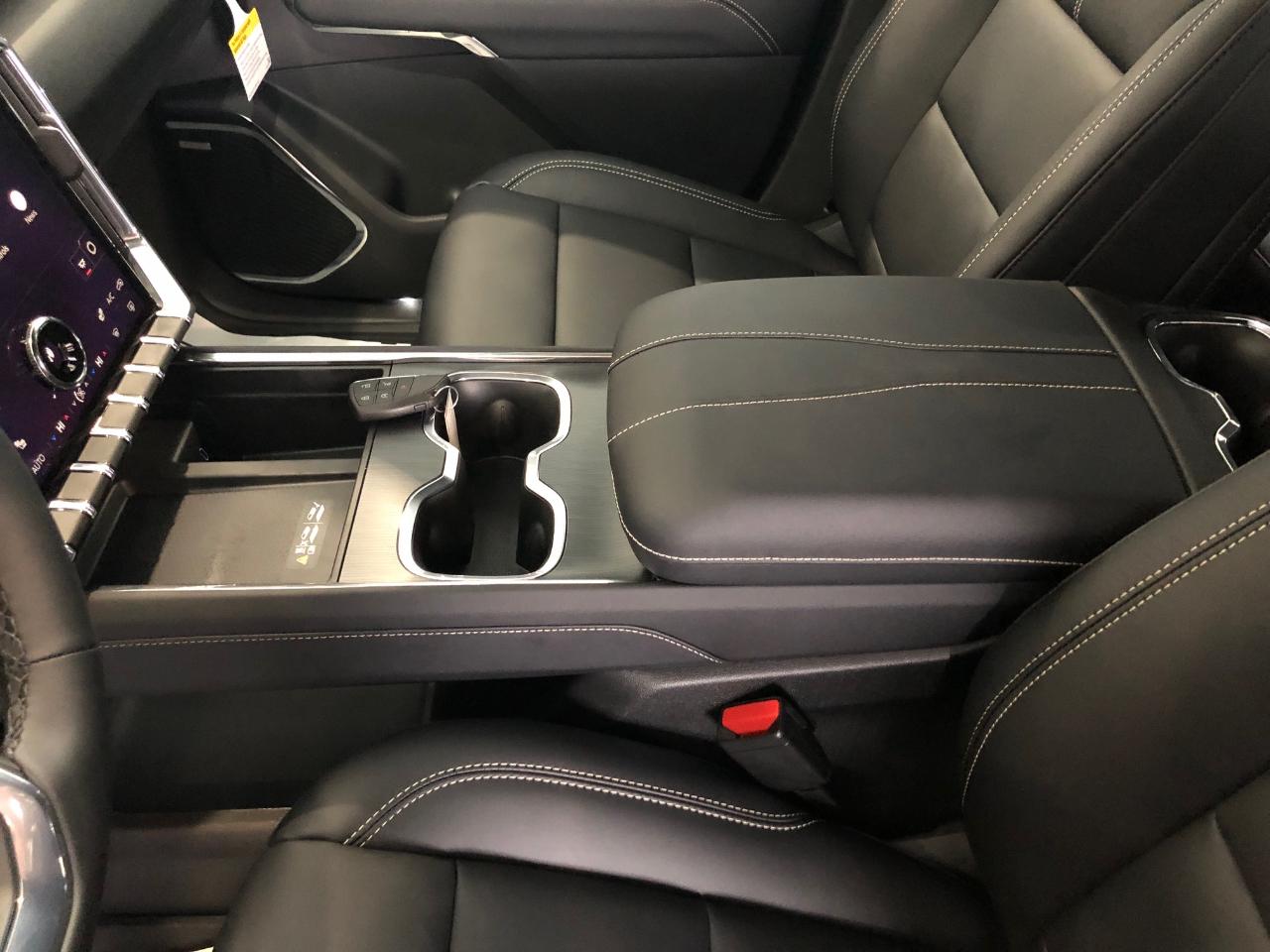 GMC Acadia AWD 4dr Elevation 2026