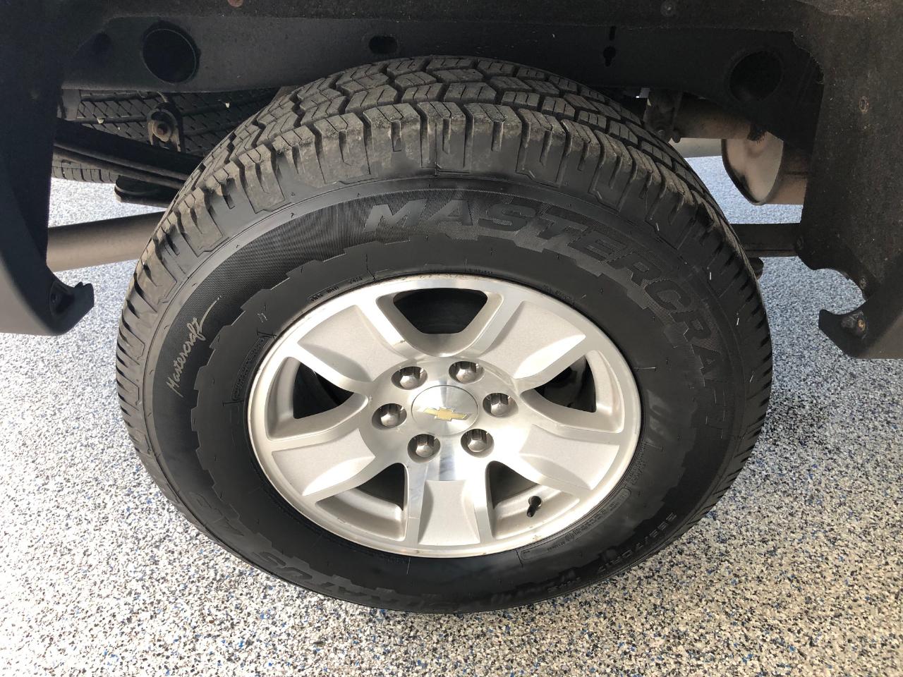 Chevrolet Silverado 1500 4WD Double Cab 143.5" LT w/1LT 2017