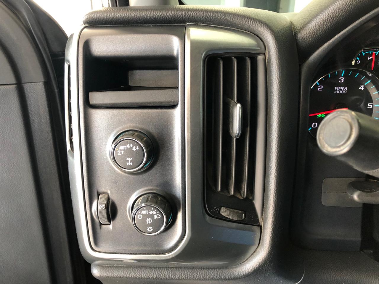 Chevrolet Silverado 1500 4WD Double Cab 143.5" LT w/1LT 2017