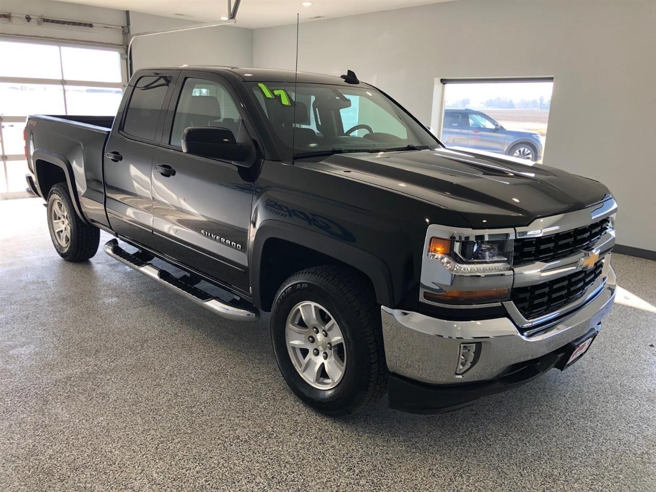 Chevrolet Silverado 1500 4WD Double Cab 143.5" LT w/1LT 2017