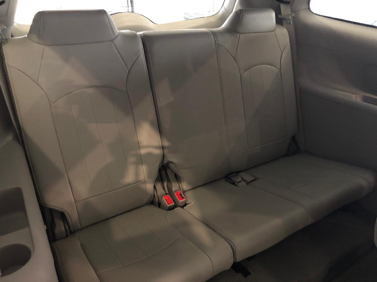 Buick Enclave AWD 4dr Premium 2017