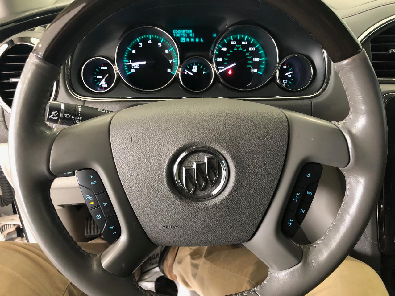 Buick Enclave AWD 4dr Premium 2017