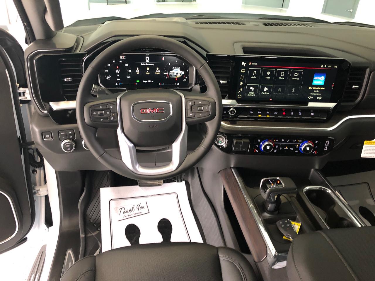 GMC Sierra 1500 4WD Crew Cab 147" SLT 2026