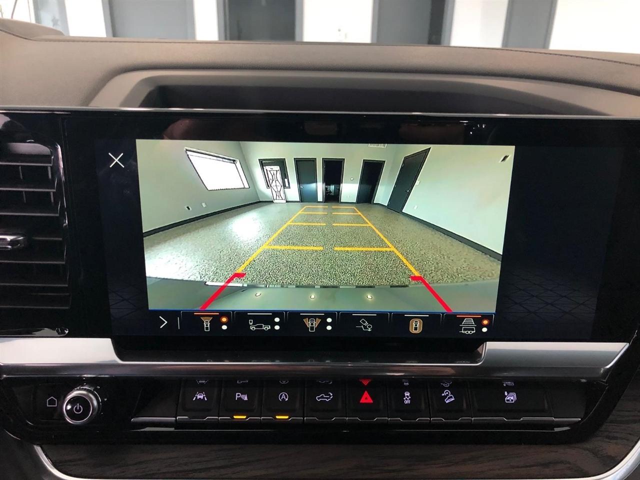 GMC Sierra 1500 4WD Crew Cab 147" SLT 2026