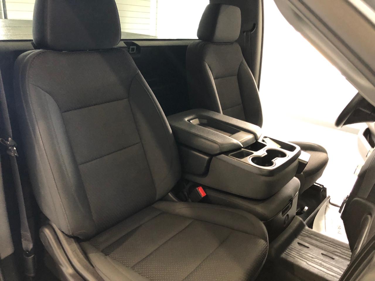 GMC Sierra 1500 4WD Reg Cab 126" Pro 2024