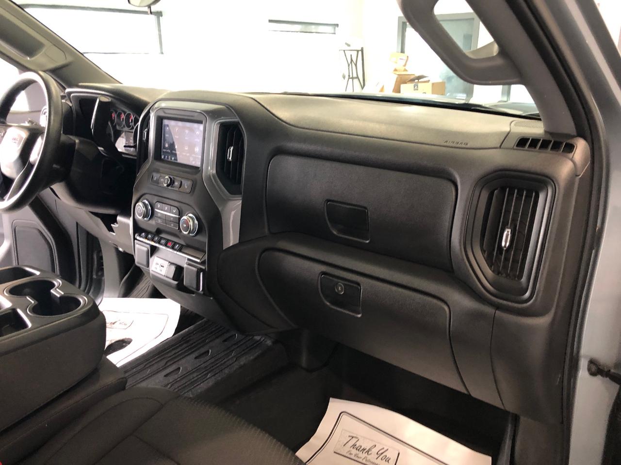 GMC Sierra 1500 4WD Reg Cab 126" Pro 2024