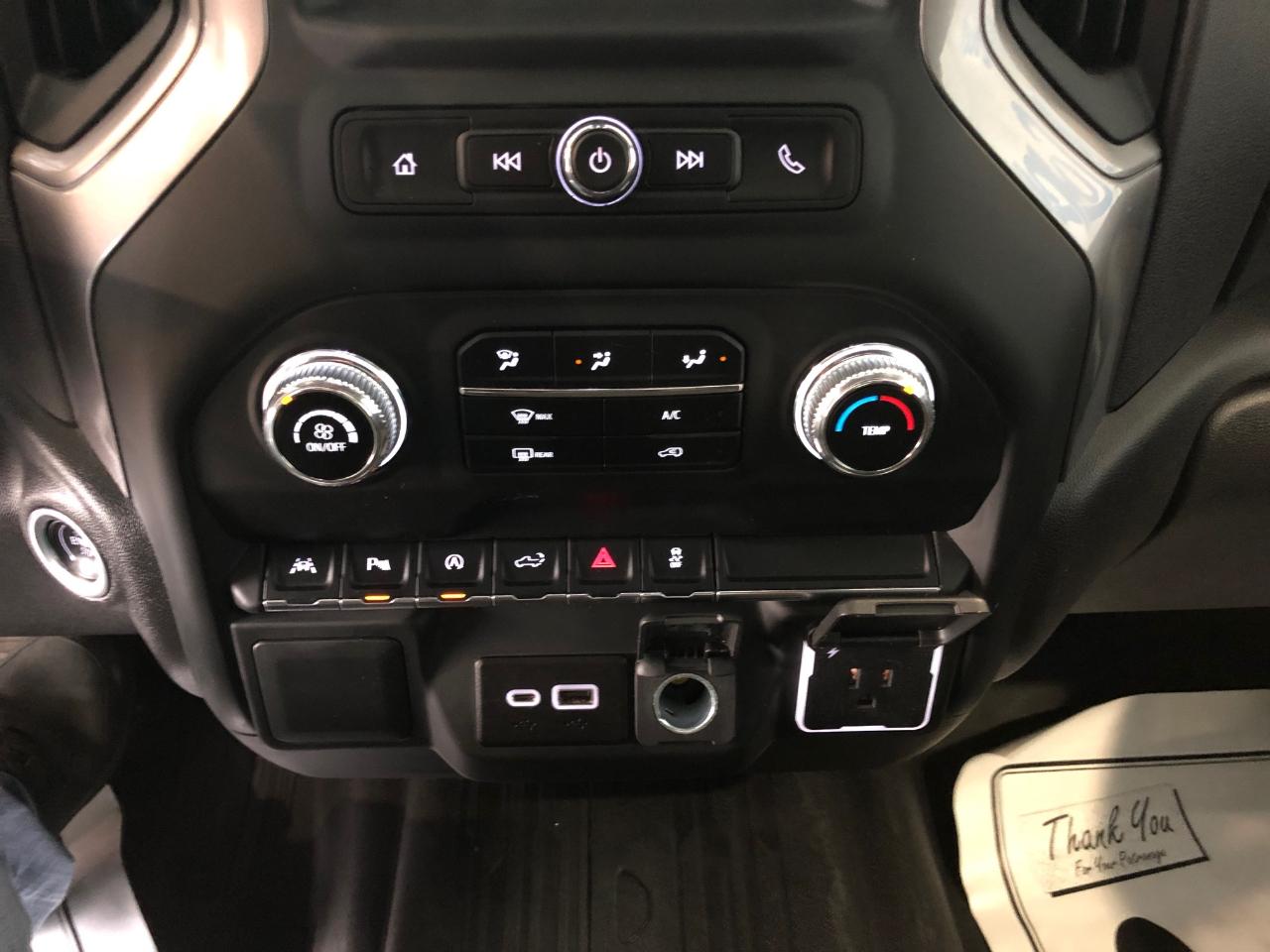 GMC Sierra 1500 4WD Reg Cab 126" Pro 2024