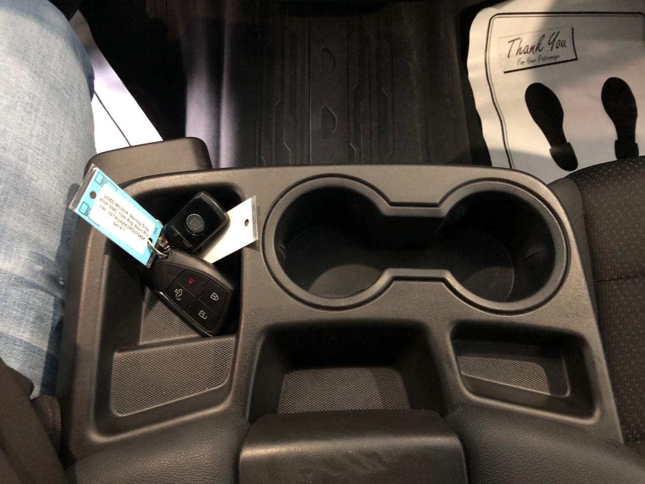 GMC Sierra 1500 4WD Reg Cab 126" Pro 2024