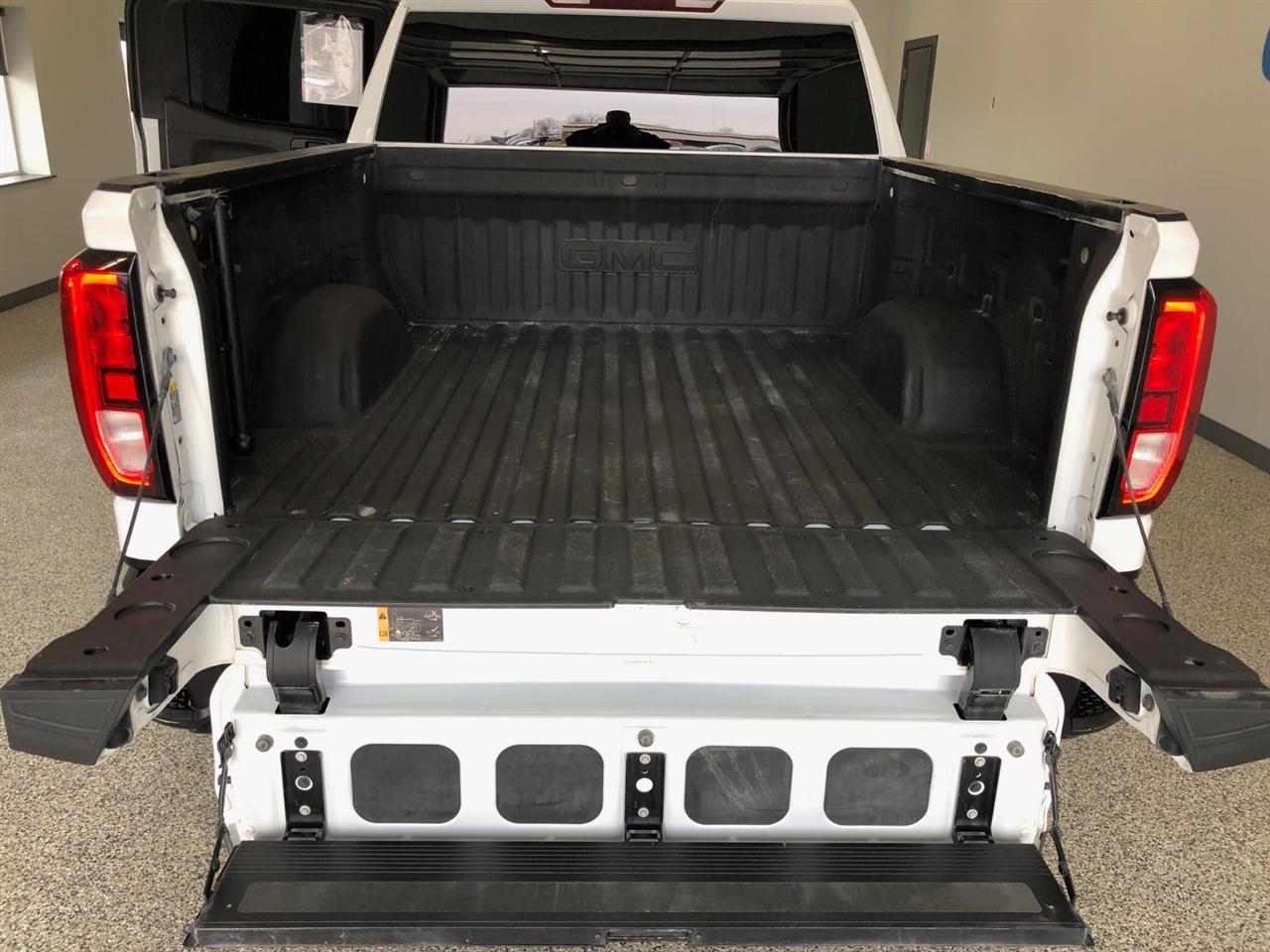 GMC Sierra 1500 4WD Crew Cab 147" Elevation w/3SB 2021