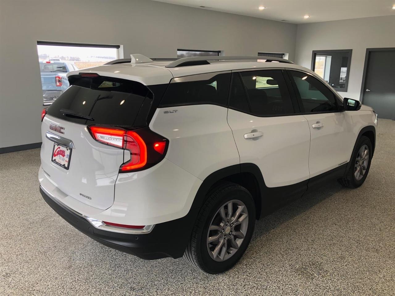 GMC Terrain AWD 4dr SLT 2022