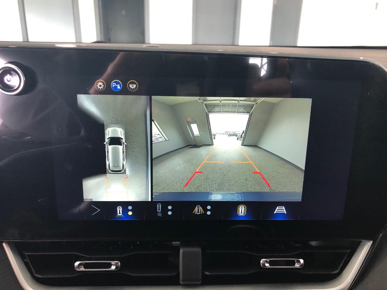 Chevrolet Equinox AWD 4dr LT w/2LT 2026