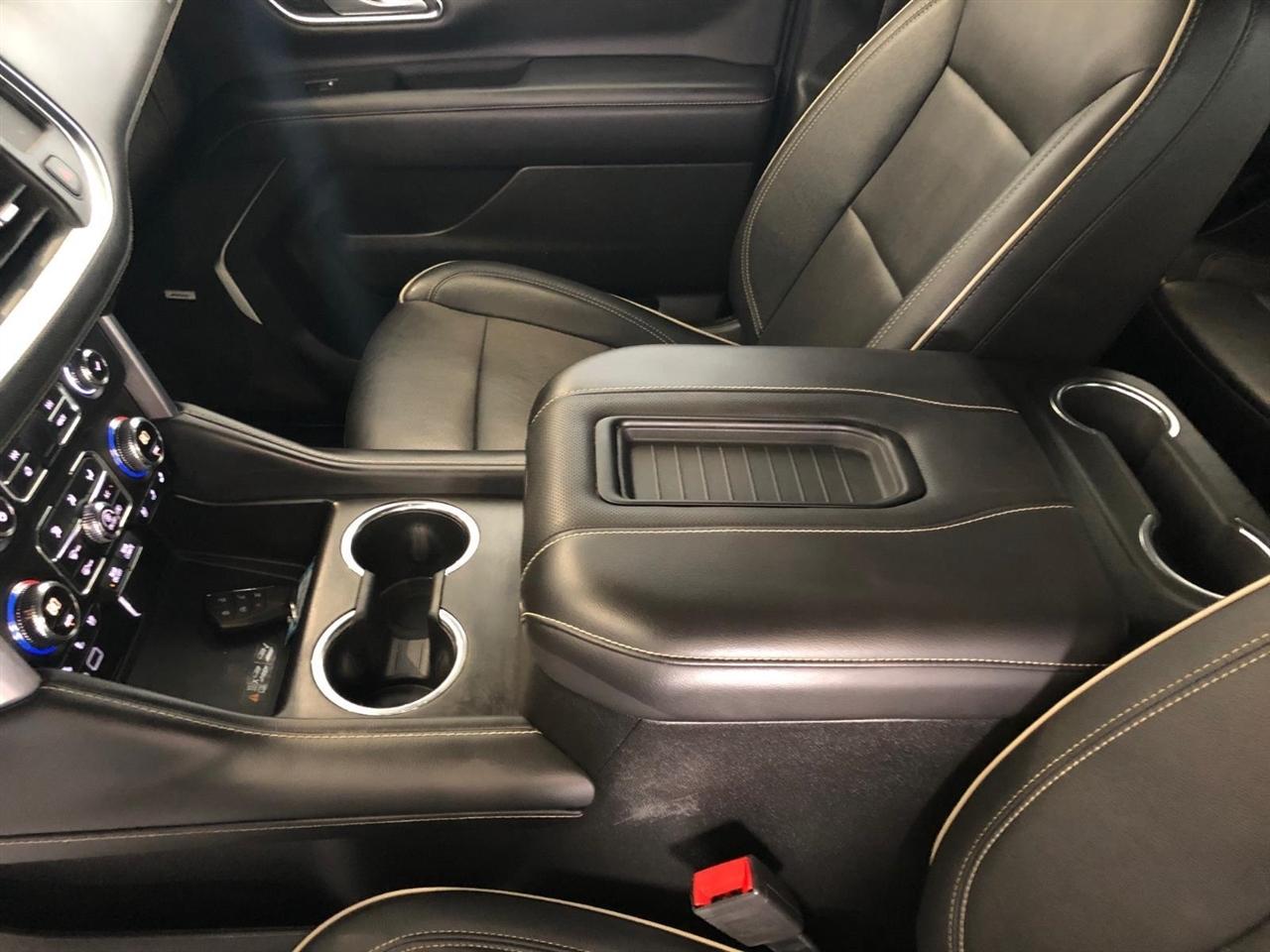 GMC Yukon 4WD 4dr SLT 2022