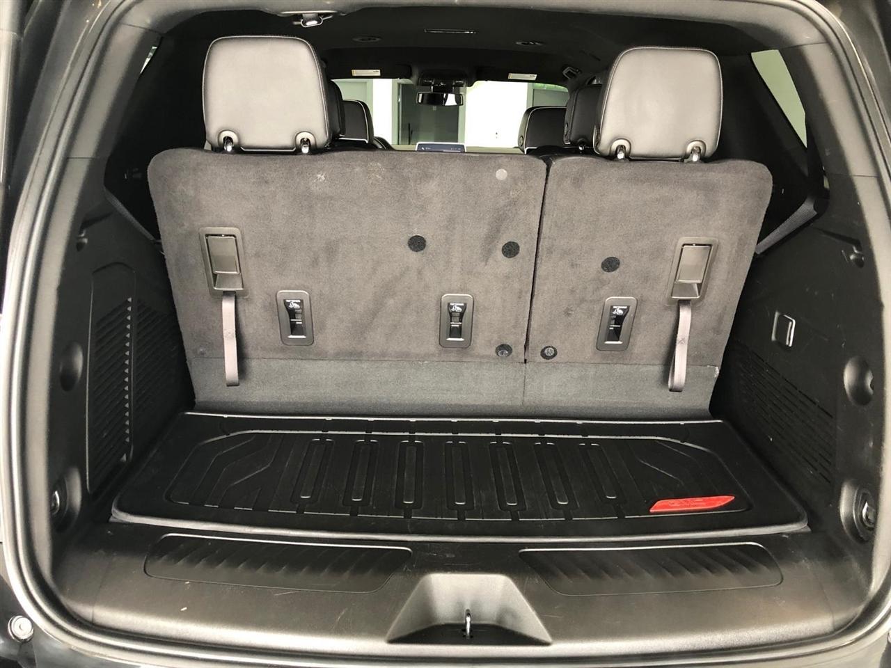 GMC Yukon 4WD 4dr SLT 2022