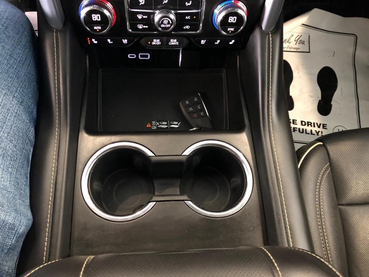 GMC Yukon 4WD 4dr SLT 2022