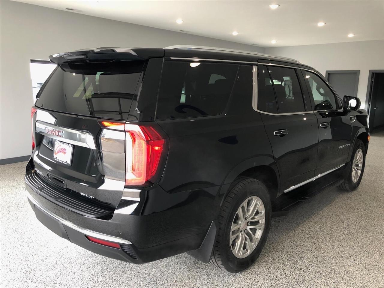 GMC Yukon 4WD 4dr SLT 2022