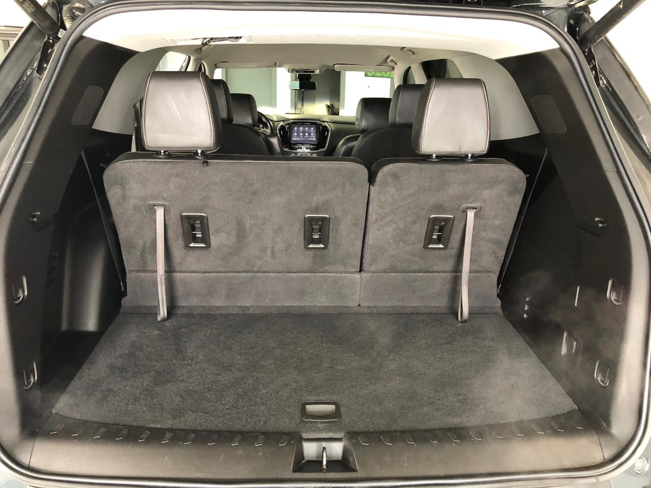 Chevrolet Traverse AWD 4dr LT Leather 2020