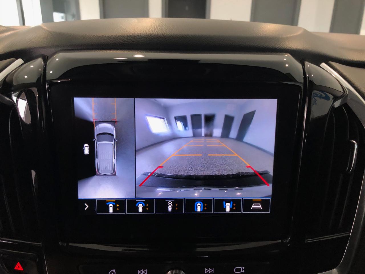 Chevrolet Traverse AWD 4dr LT Leather 2020