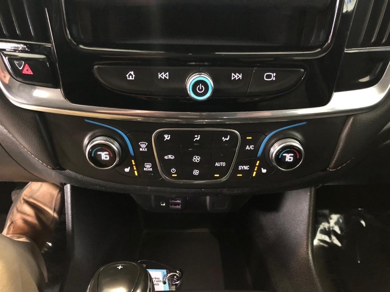 Chevrolet Traverse AWD 4dr LT Leather 2020