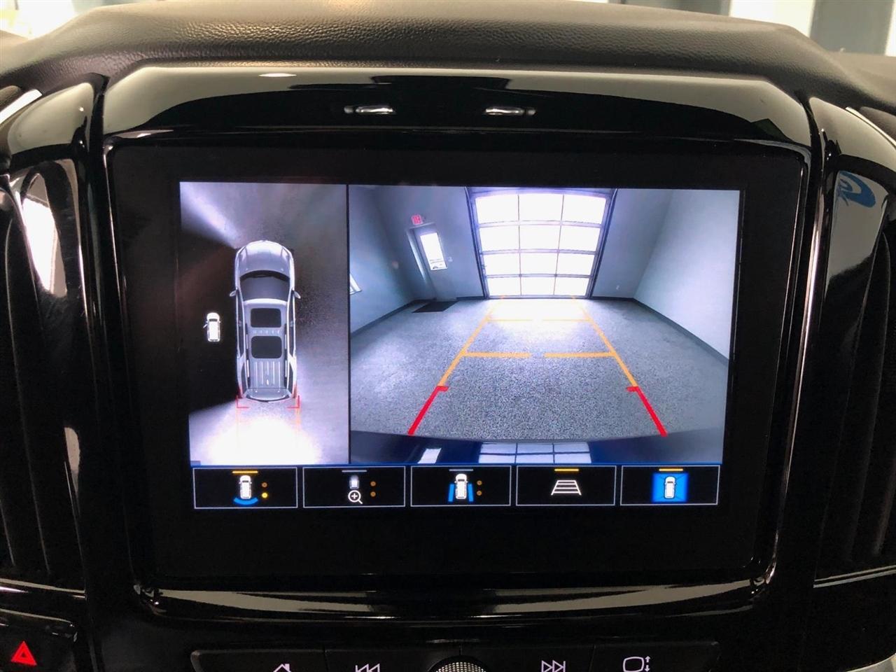 Chevrolet Traverse AWD 4dr LT Leather 2023