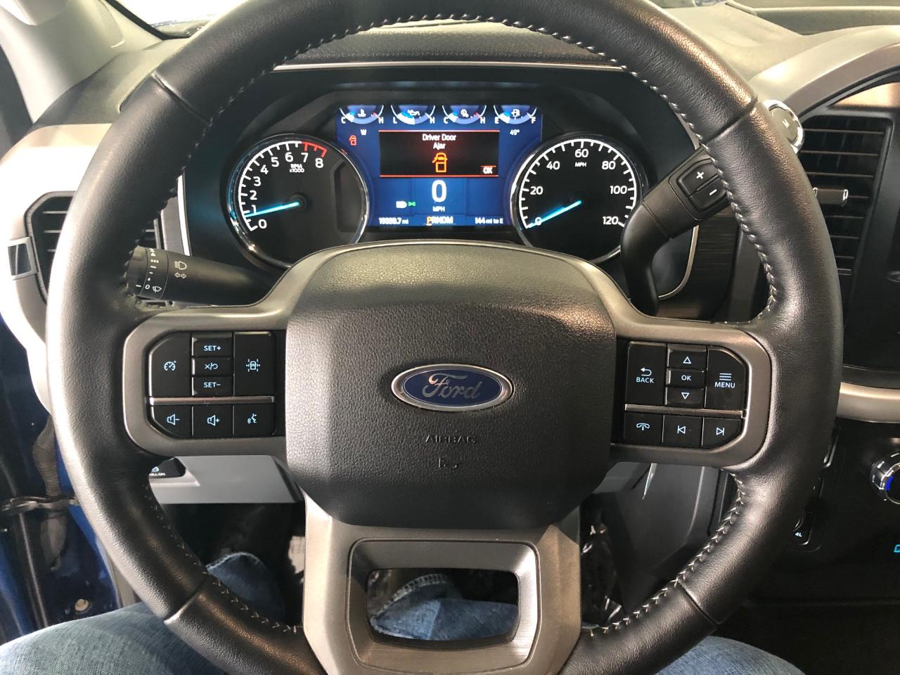 Ford F-150 XLT 4WD SuperCrew 5.5' Box 2022