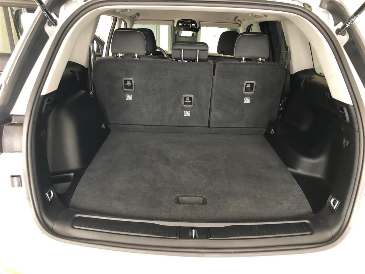 Jeep Grand Cherokee Laredo 4x4 2023