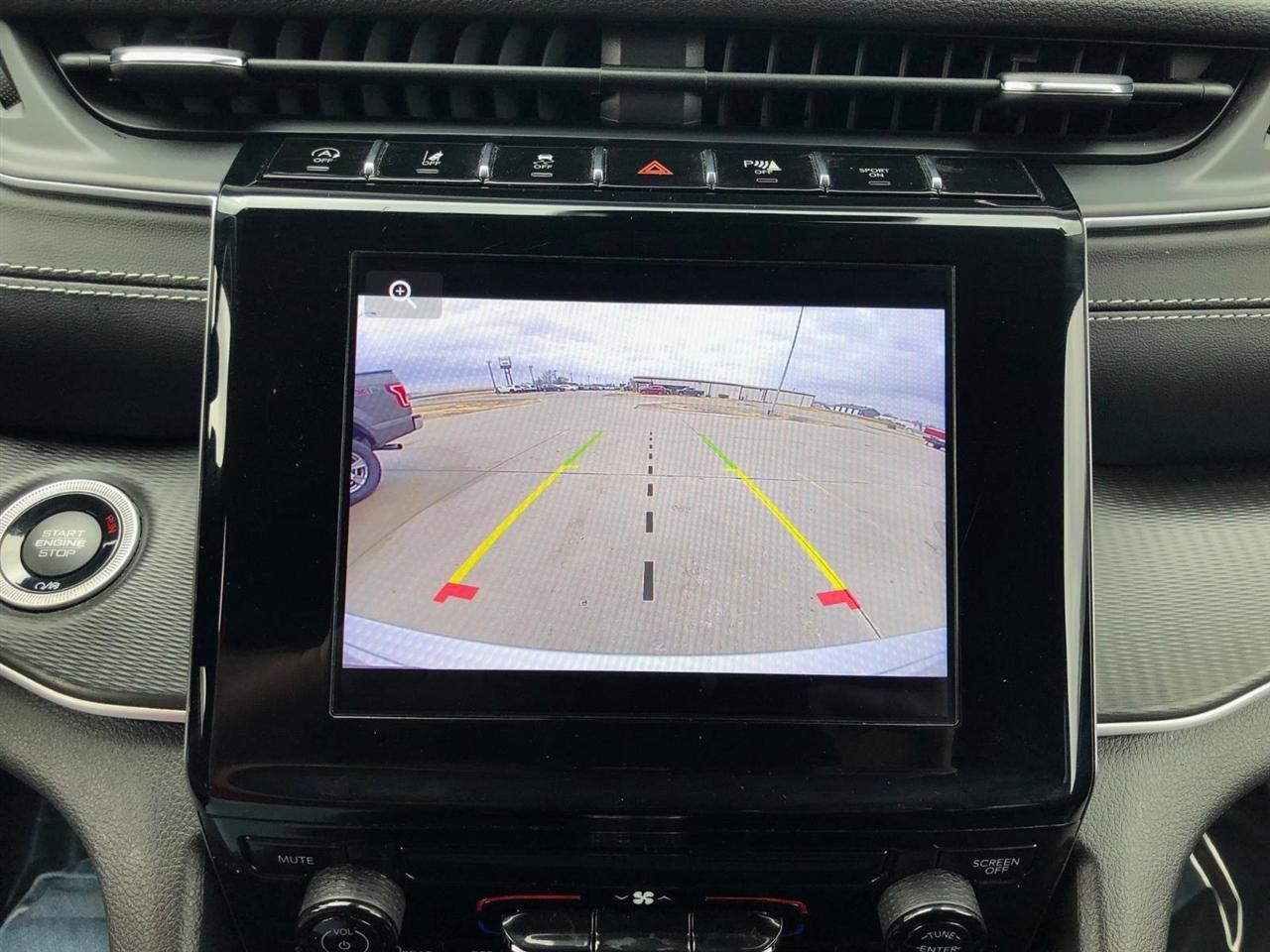 Jeep Grand Cherokee Laredo 4x4 2023