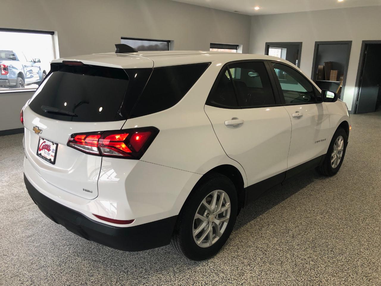 Chevrolet Equinox AWD 4dr LS w/1LS 2022