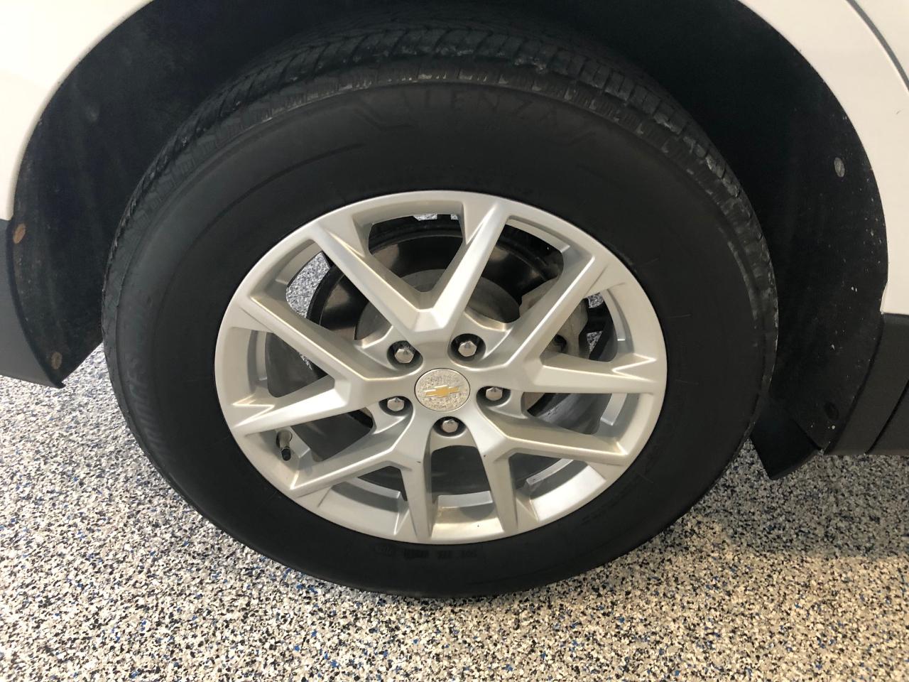 Chevrolet Equinox AWD 4dr LS w/1LS 2022