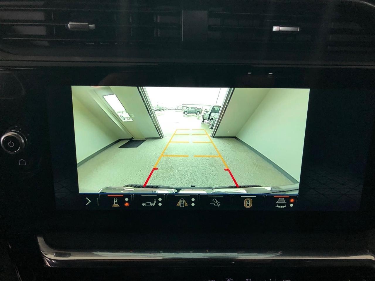 GMC Sierra 1500 4WD Crew Cab 147" Denali 2025