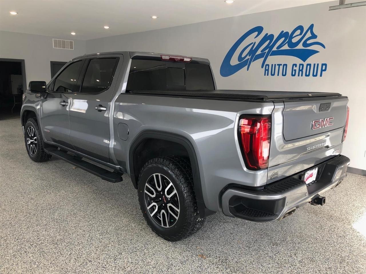 GMC Sierra 1500 4WD Crew Cab 147" AT4 2020