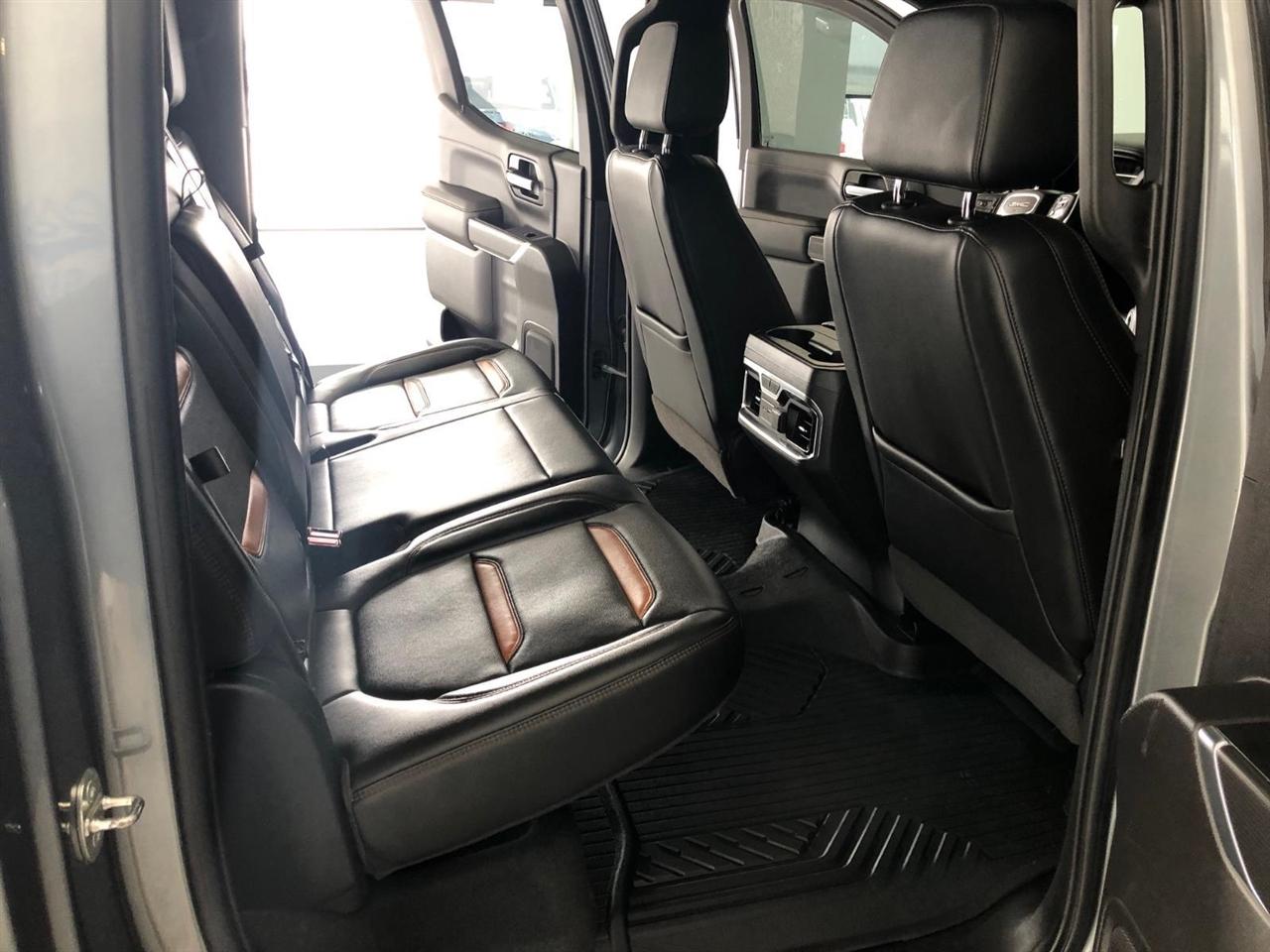 GMC Sierra 1500 4WD Crew Cab 147" AT4 2020