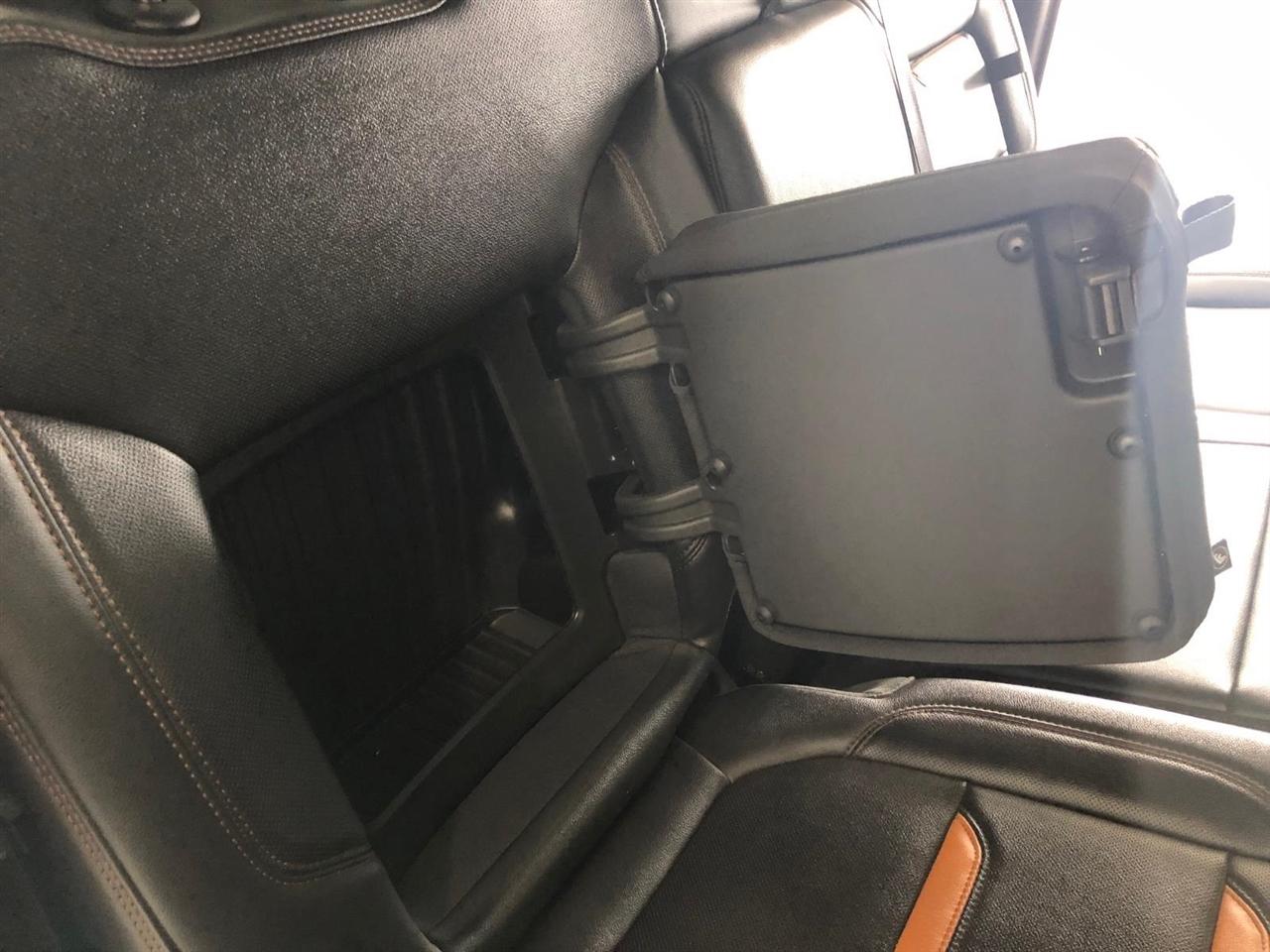 GMC Sierra 1500 4WD Crew Cab 147" AT4 2020