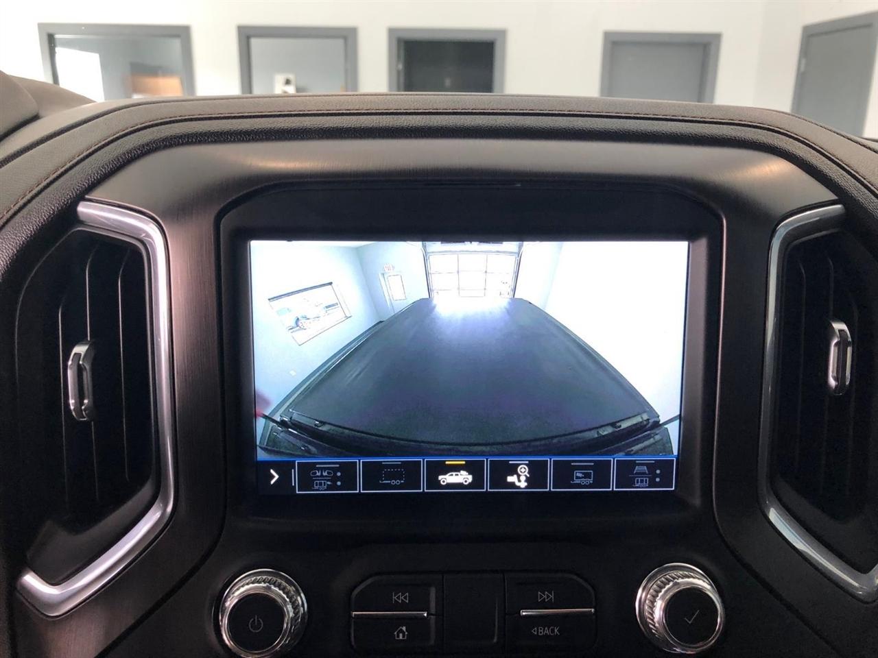 GMC Sierra 1500 4WD Crew Cab 147" AT4 2020