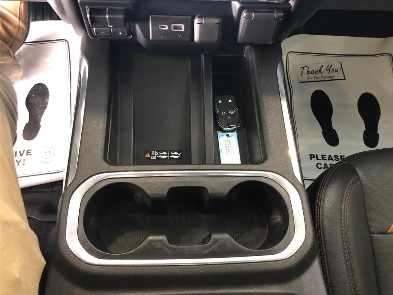 GMC Sierra 1500 4WD Crew Cab 147" AT4 2020