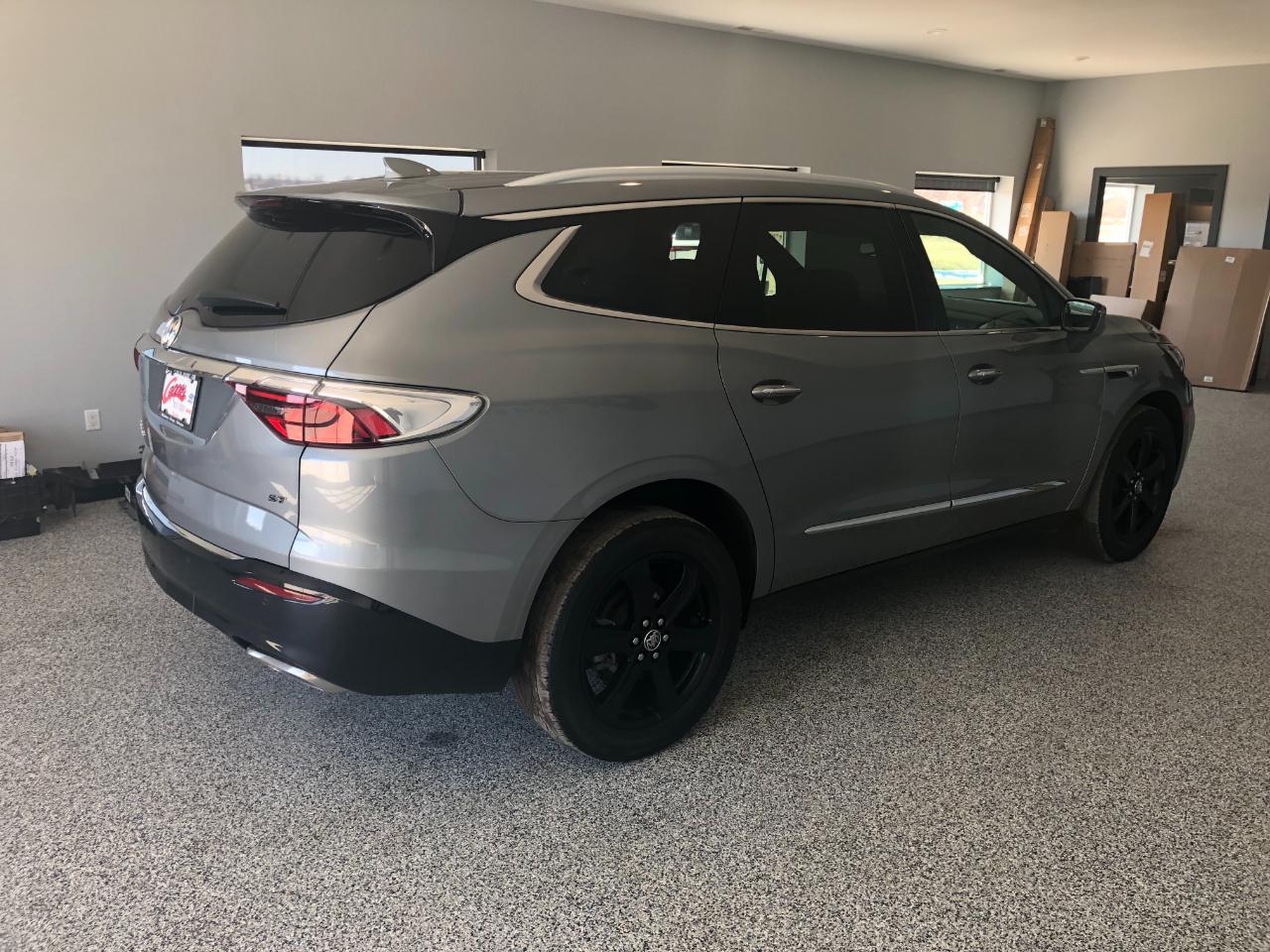 Buick Enclave AWD 4dr Essence 2023